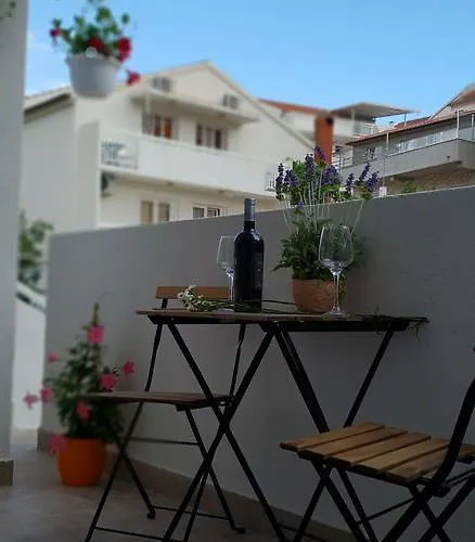 Apartment King's Landing - Hvar