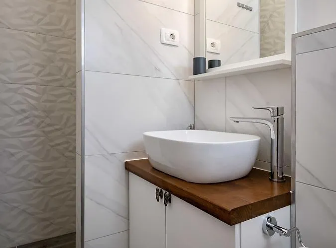 Apartment King's Landing - Hvar